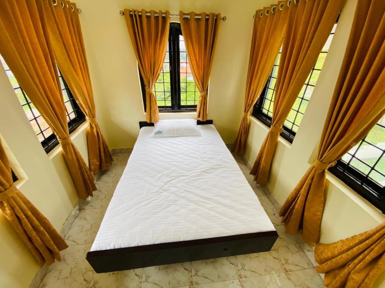 Bob Leisure Hotel Ooty Exterior photo